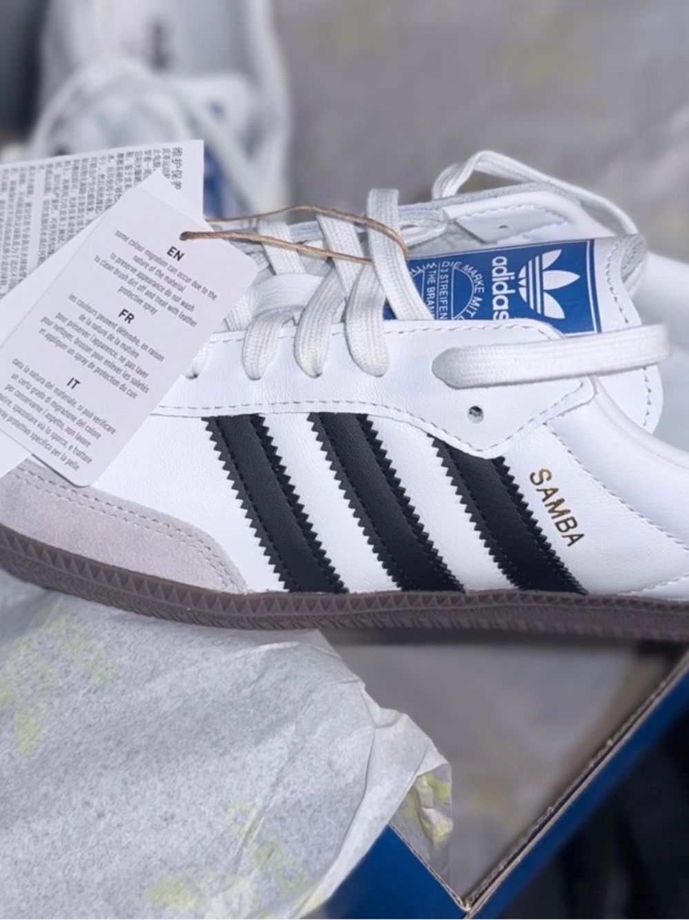 💕 ADIDAS Samba Sneakers Tennis Shoes — White with Black & Brown Accent - 6 - Picture 12 of 14